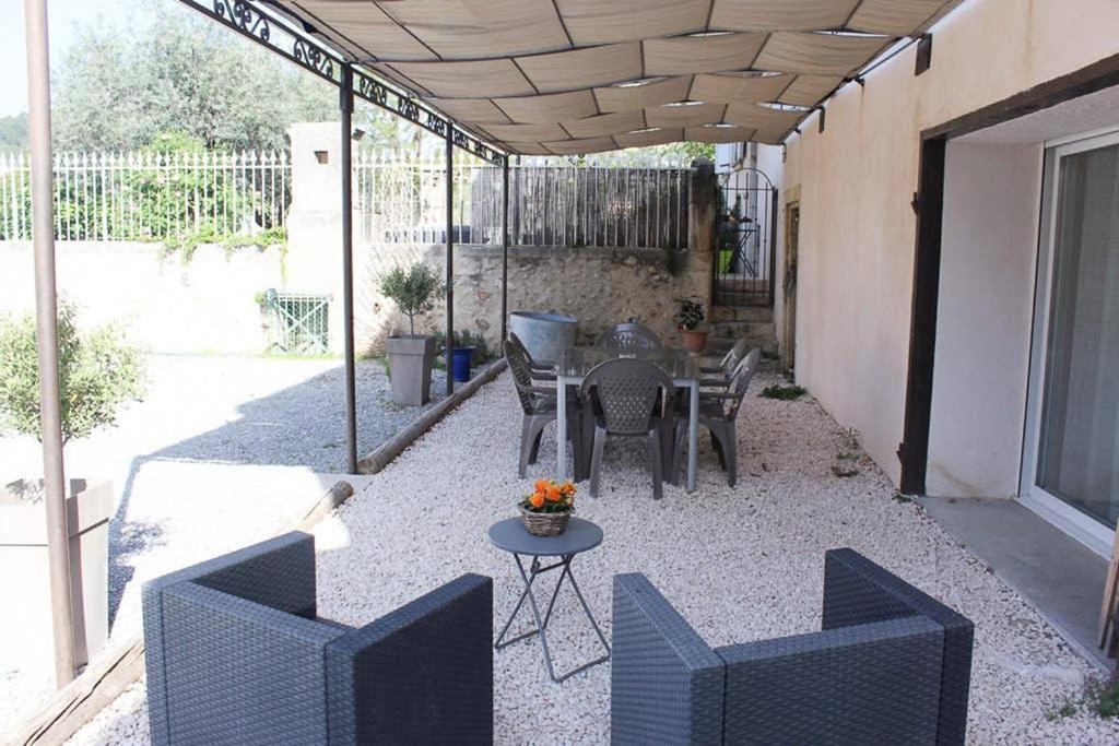 Le Gite Du Jas Vieux Montfort  Exterior foto